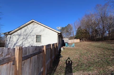 122 Batey Cir, Dickson, TN 37055 photo 23