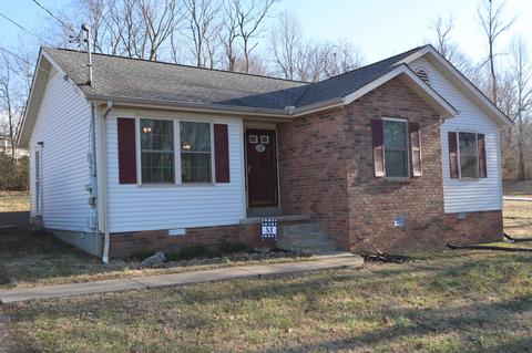 122 Batey Cir, Dickson, TN 37055 photo 2
