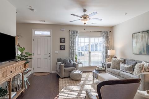 2058 Hemlock Dr, Spring Hill, TN 37174 photo 7