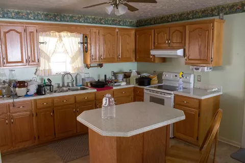 600 E Main St, Dowelltown, TN 37059 photo 11