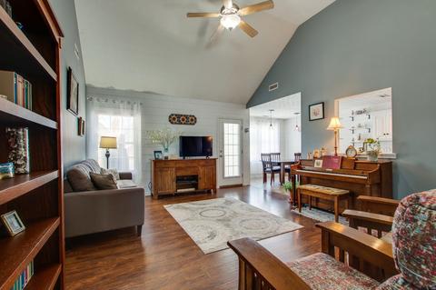 320 Brandywine Ln, Springfield, TN 37172 photo 6