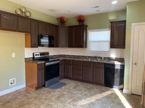 6038 Chickadee Cir, Spring Hill, TN 37174 photo 4