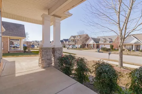 1640 Robindale Dr, Hermitage, TN 37076 photo 7