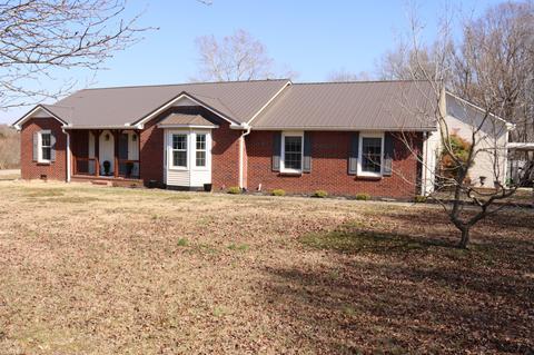 1207 Pommel Ct, Springfield, TN 37172 photo 1