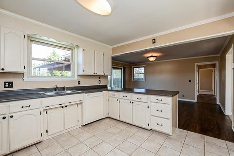 813 E Campbell Rd, Madison, TN 37115 photo 8