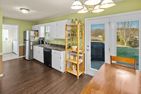 111 Marcus Cir, Murfreesboro, TN 37130 photo 9