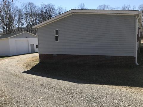 2388 Grays Bend Rd, Centerville, TN 37033 photo 6