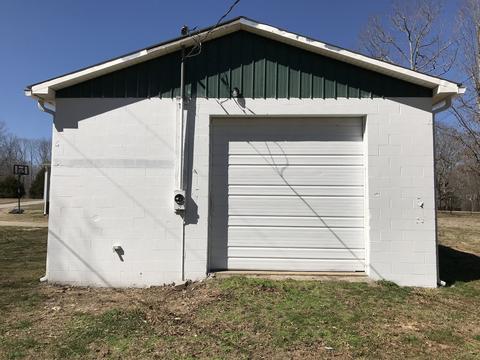 2388 Grays Bend Rd, Centerville, TN 37033 photo 9