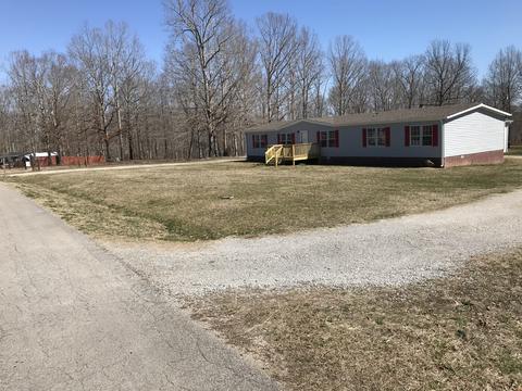 2388 Grays Bend Rd, Centerville, TN 37033 photo 3