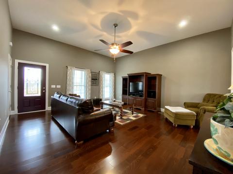 601 Womack Rd, Bethpage, TN 37022 photo 4