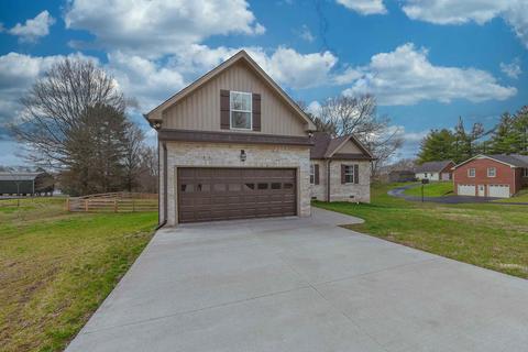 678 Lakeside Dr, Springfield, TN 37172 photo 3