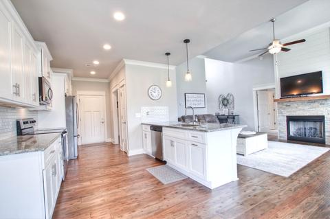 5232 Robert James Dr, Murfreesboro, TN 37129 photo 4
