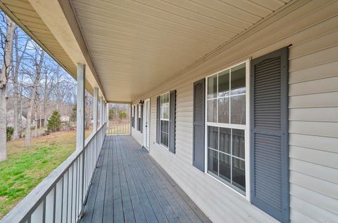 1004 Edwin Rd, Dickson, TN 37055 photo 4
