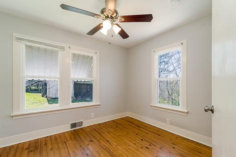 105 Walnut St N, Springfield, TN 37172 photo 13