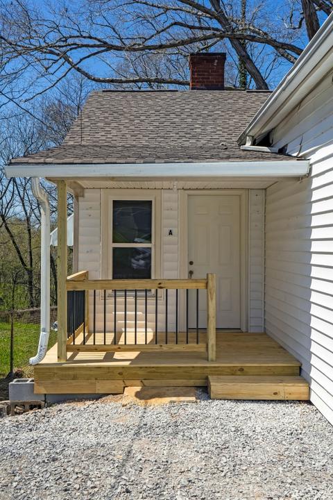 105 Walnut St N, Springfield, TN 37172 photo 5