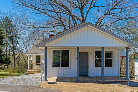 105 Walnut St N, Springfield, TN 37172 photo 1