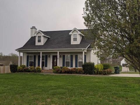 812 Blakemore Rd, Dickson, TN 37055 photo 1