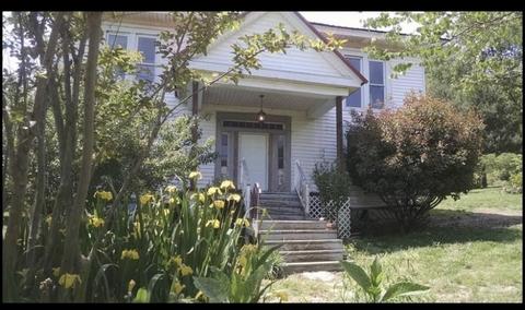 1072 Normandy Rd, Normandy, TN 37360 photo 2