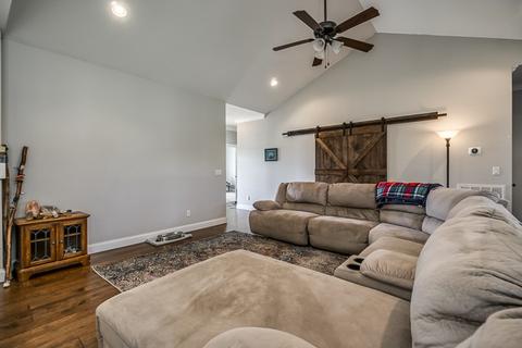 4816 Catherine Ct, Baxter, TN 38544 photo 11