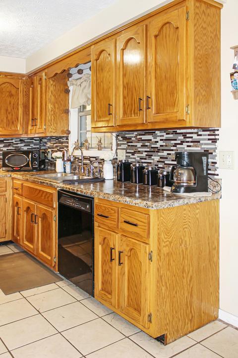 303 Crow Rd, Dover, TN 37058 photo 13
