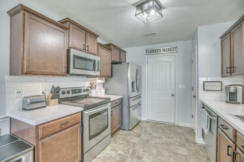 1109 Halverson Dr, Murfreesboro, TN 37128 photo 4