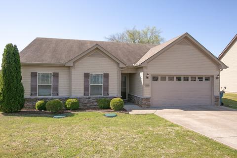 1109 Halverson Dr, Murfreesboro, TN 37128 photo 1