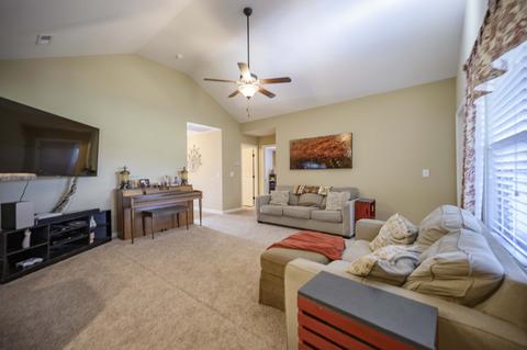 300 Gateway Dr, Murfreesboro, TN 37127 photo 2