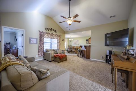 300 Gateway Dr, Murfreesboro, TN 37127 photo 4