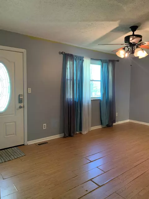 1067 Twin Pine Rd, Dickson, TN 37055 photo 2