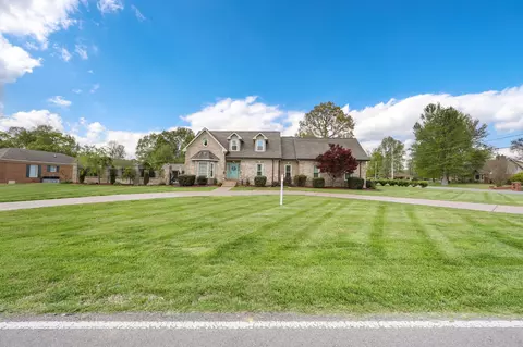 2102 Nicklaus Dr, Springfield, TN 37172 photo 3
