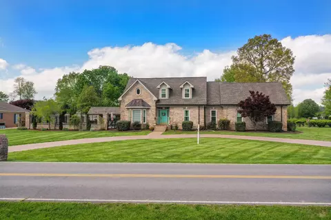 2102 Nicklaus Dr, Springfield, TN 37172 photo 2