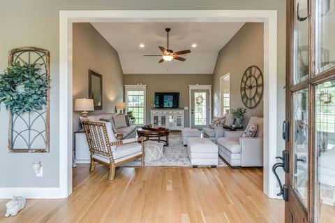 325 Bryant Ln, Normandy, TN 37360 photo 4