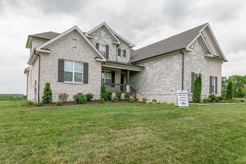2000 Imagine Cir, Spring Hill, TN 37174 photo 2