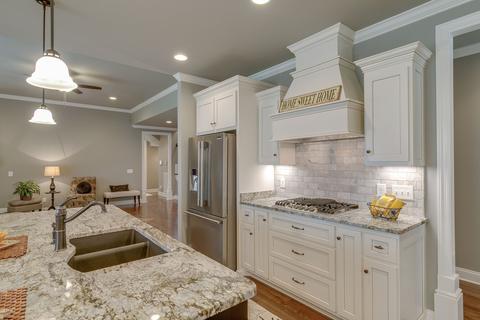 2000 Imagine Cir, Spring Hill, TN 37174 photo 16