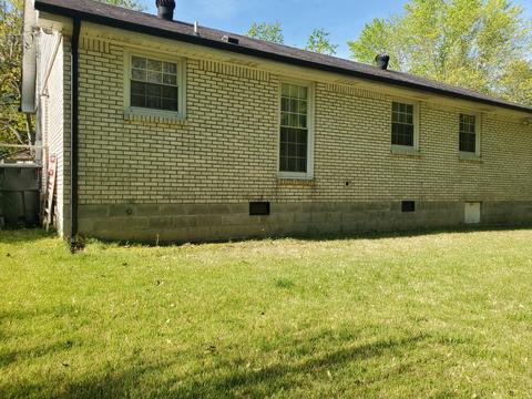 144 Batey Cir, Dickson, TN 37055 photo 3