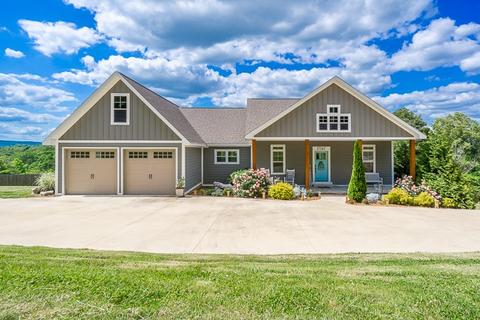 2797 Sparkmantown Rd, Doyle, TN 38559 photo 1