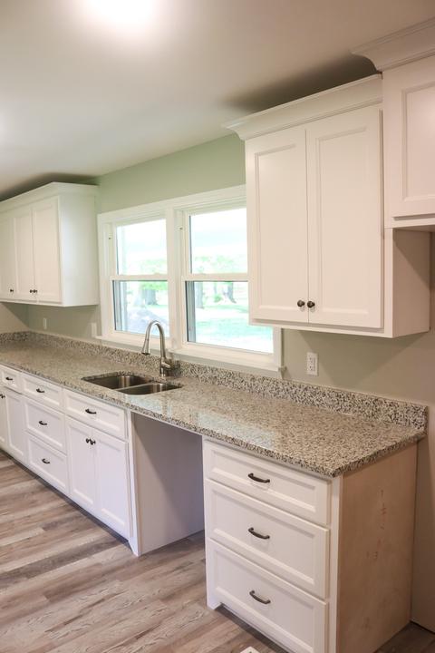 124 E Main St, Loretto, TN 38469 photo 12