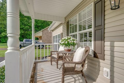 1016 Post Oak Dr, Dickson, TN 37055 photo 4