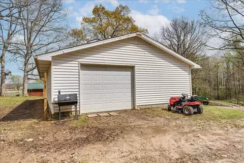 2365 Sylvia Rd, Dickson, TN 37055 photo 3