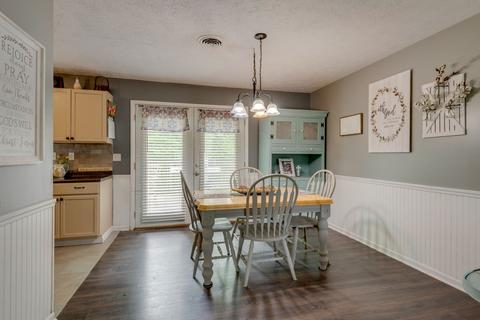 2108 Wolfe Rd, White Bluff, TN 37187 photo 8