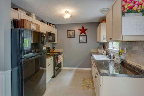 2108 Wolfe Rd, White Bluff, TN 37187 photo 10