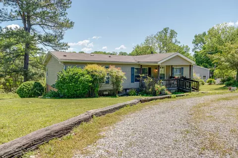 938 Pack Rd, White Bluff, TN 37187 photo 1