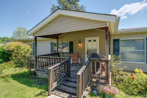 938 Pack Rd, White Bluff, TN 37187 photo 4
