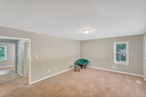 427 E State St, Murfreesboro, TN 37130 photo 2