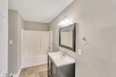427 E State St, Murfreesboro, TN 37130 photo 5