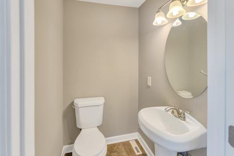 427 E State St, Murfreesboro, TN 37130 photo 4