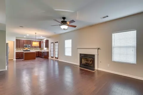 1025 Daniel Ln, Spring Hill, TN 37174 photo 8