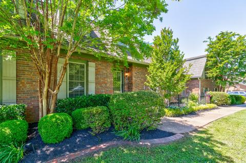 705 Warrior Dr, Murfreesboro, TN 37128 photo 2