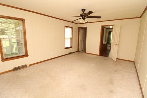 6131 Williams Cir, Cunningham, TN 37052 photo 10
