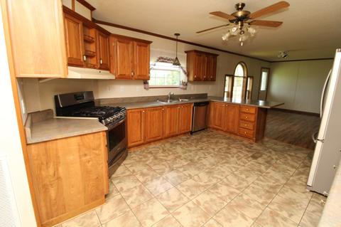 6131 Williams Cir, Cunningham, TN 37052 photo 5